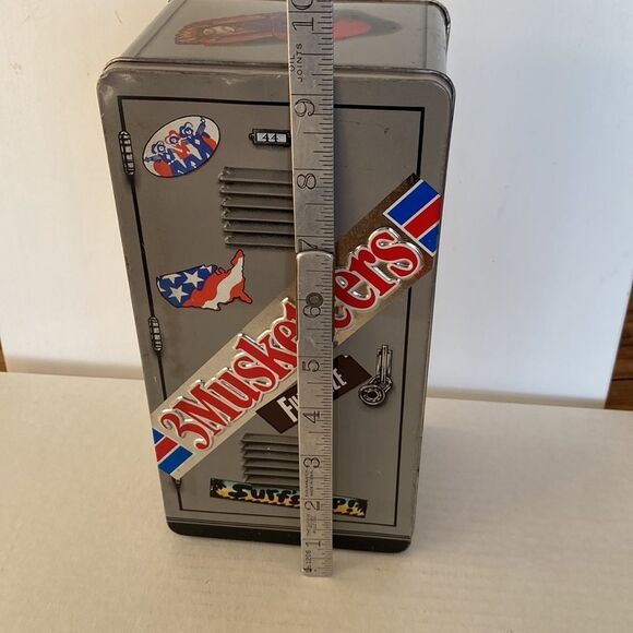Vintage Tin Three Musketeers Candy School Locker Design Mars Inc. 1989 - Picture 11 of 16